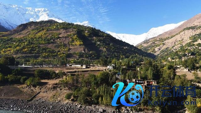 阿富汗和塔吉克斯坦边境